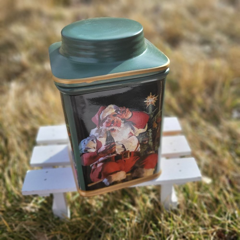 Coca Cola Stoneware Canister green/Holiday Portraits Classic / coca cola gift/